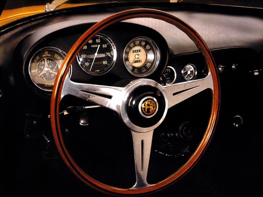 Панель приборов Alfa Romeo Giulietta Sprint Veloce Goccia (101) 1961 года  (фото 4 из 4)